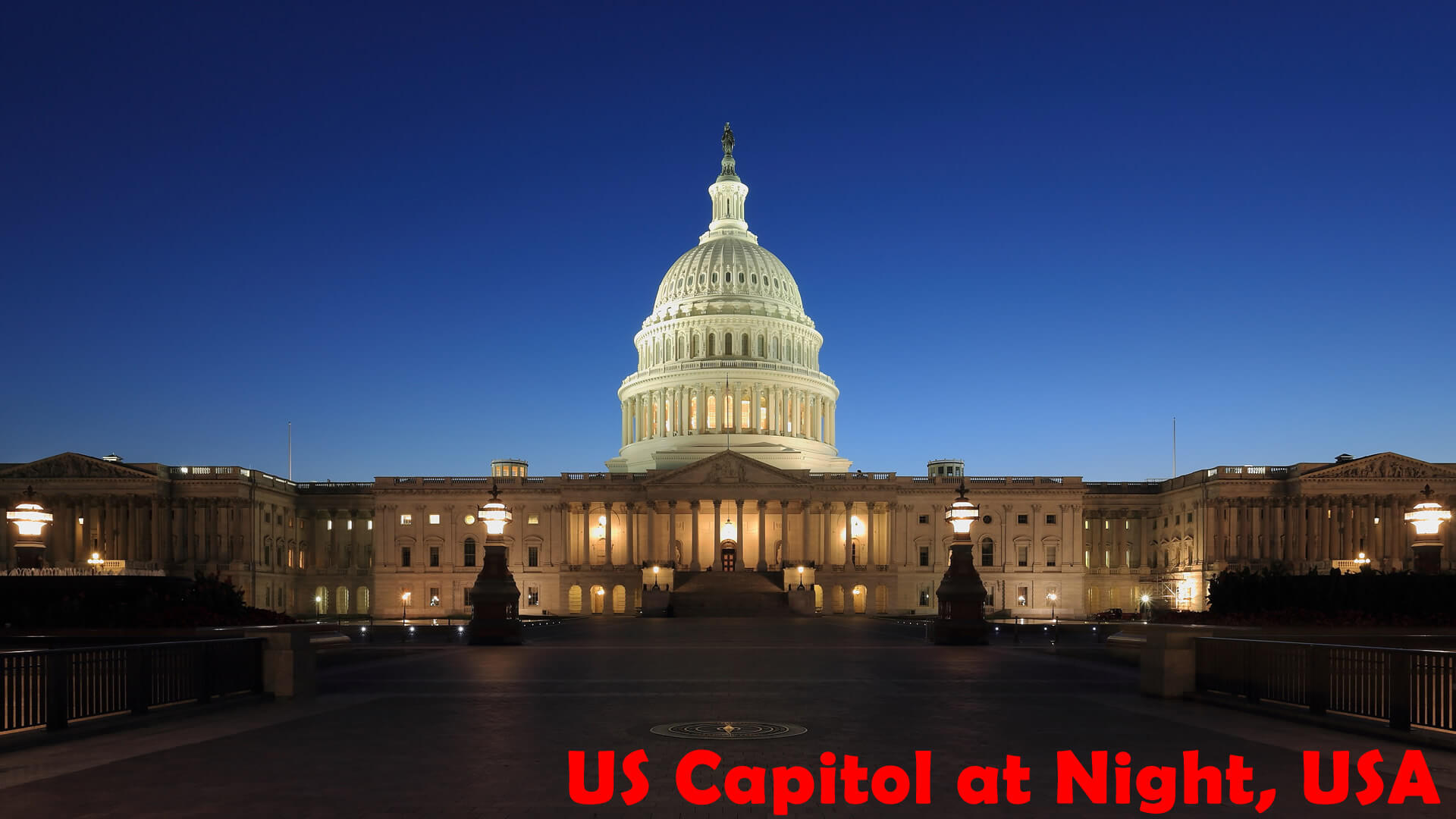 US Capitol at Night